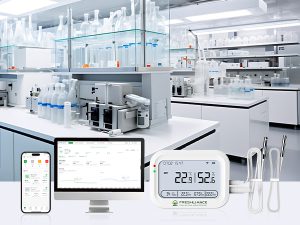 Real-time temperature data logger for Labs